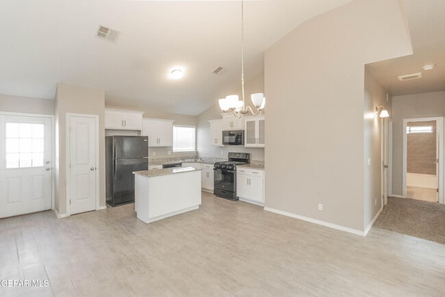 Photo - 5112 Joe Castillo St