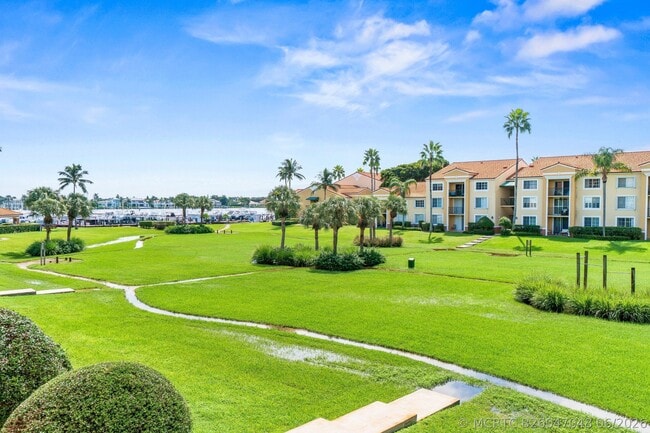 Building Photo - 145 Yacht Club Way Unit 210