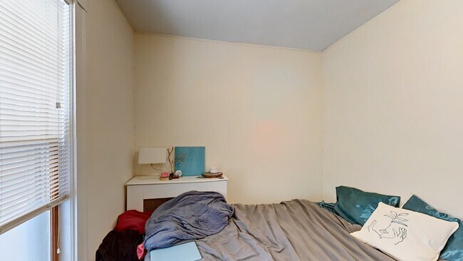 Photo - 95 Hillside St Apartments Unit 1