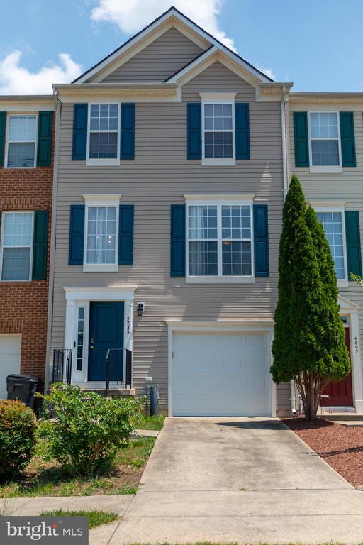 Building Photo - 46055 Gooseneck Dr Rental