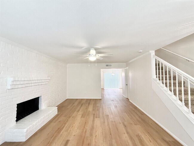 Photo - 1499 Springrock Ln