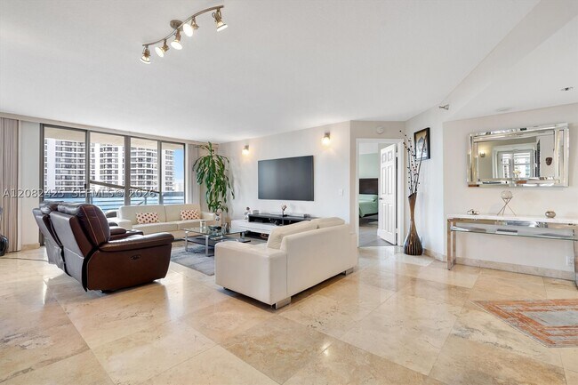 Photo - 3500 Mystic Pointe Dr Unit 806