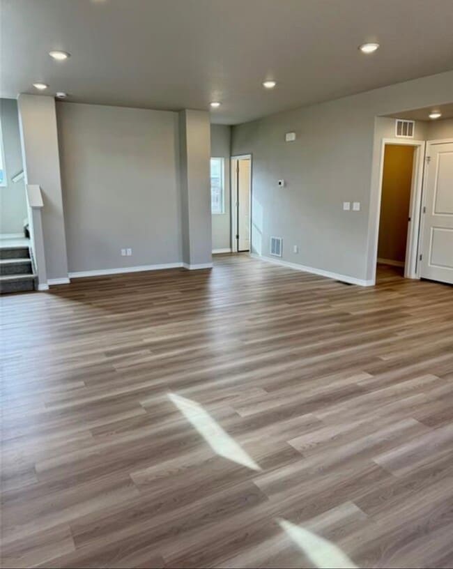 Photo - 7380 Cornice Pt