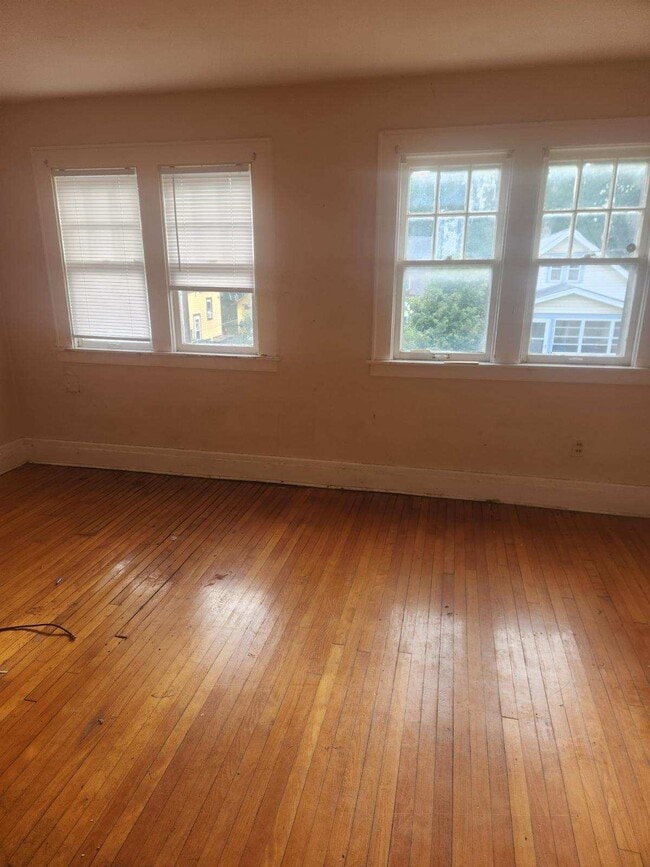 Photo - 159 Wiman Ave House