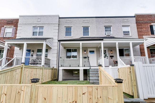Photo - 255 Evans Ln Townhome