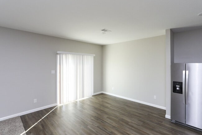 Photo - 7015 London Fog Dr