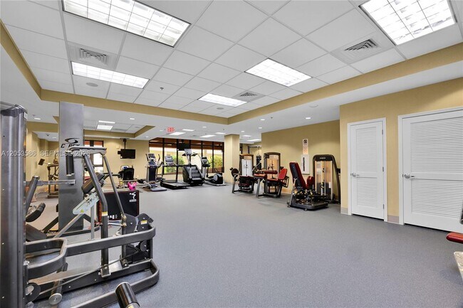 8390 SW 72nd Ave Unit 708