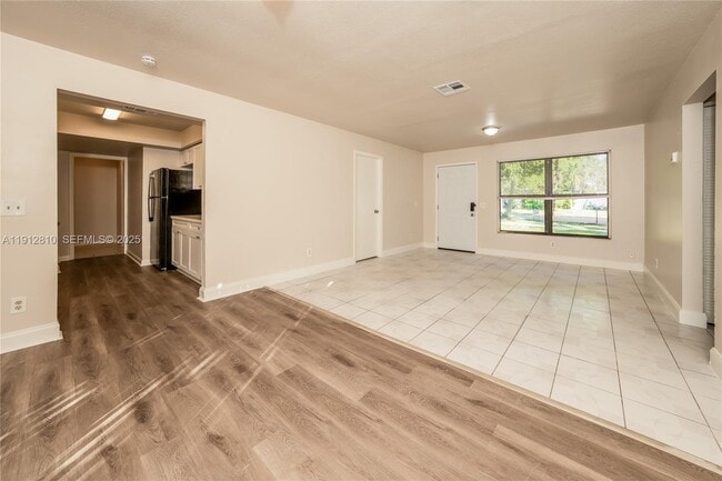 Photo - 586 Udell Ln