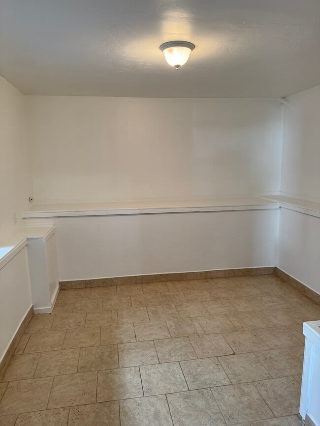 Bedroom - 414 Monterey Ln Unit D