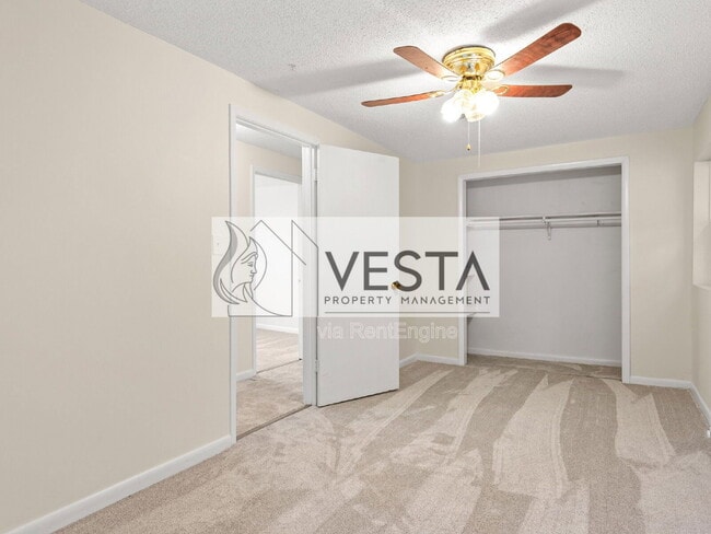 Photo - 78 Old Oak Hill Rd