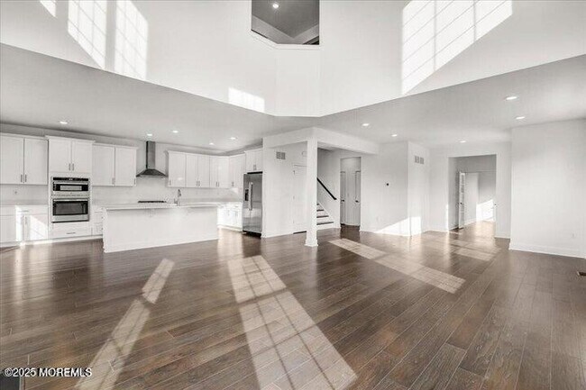 Photo - 179 Woolley Ct