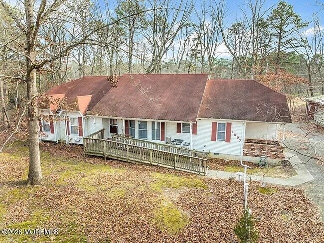 Photo - 1097 Lakewood Farmingdale Rd