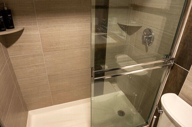 Photo - 204 N Walnut St Unidad C