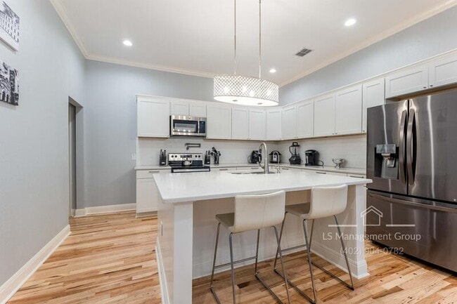 Photo - 415 Furnish Ave