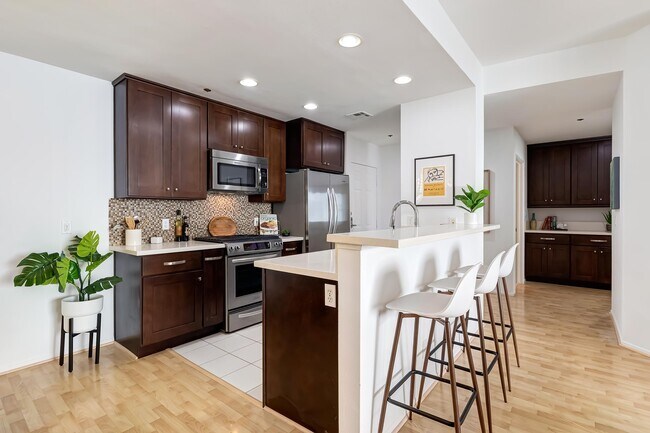 Photo - 2491 Purdue Ave Unit #323