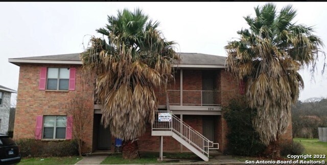 505 Dukeway- - 505 Dukeway- Condo