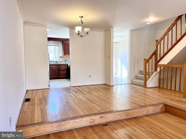 Photo - 1525 Templeton Pl