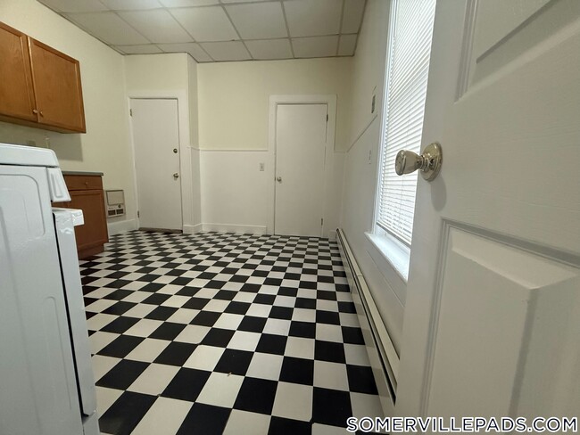 48 Florence St Unit 2