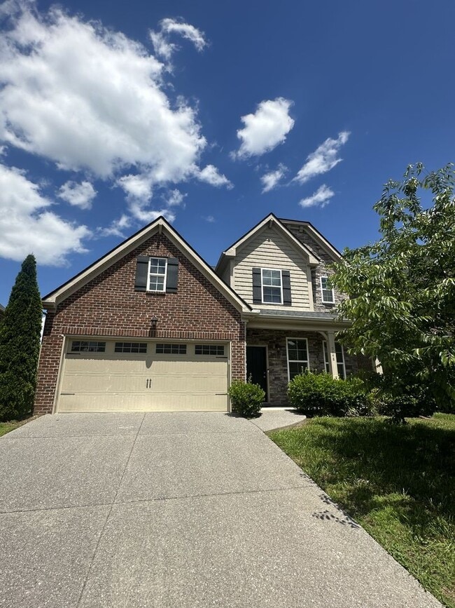 Photo - Spaciou 5 Bedroom Home