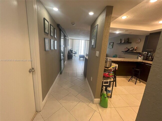 Photo - 18051 Biscayne Blvd Unit 1403
