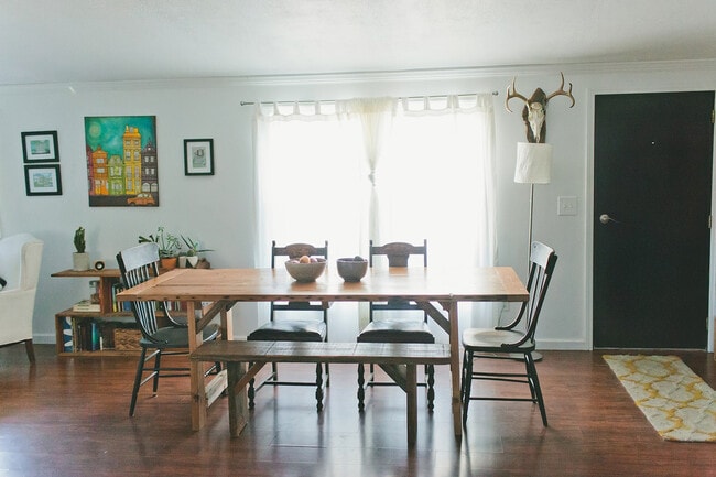 Photo - 400 Kings Hwy