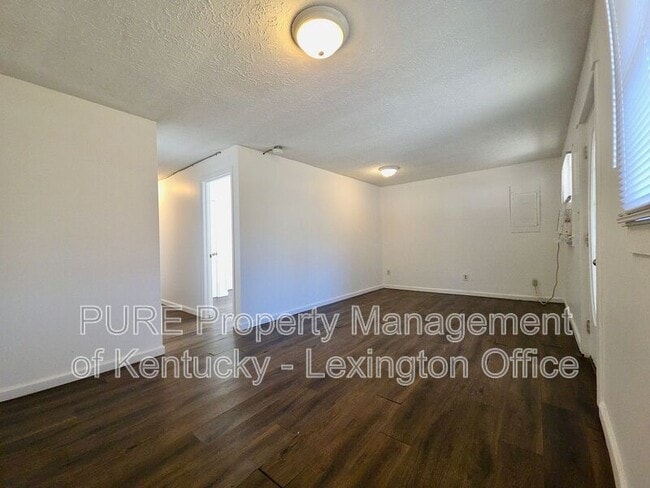 Photo - 207 Mt Vernon Rd Unit B