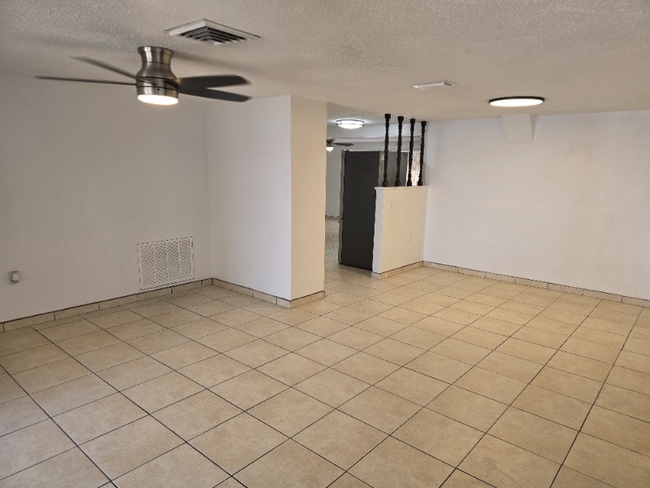 Photo - 6900 Amarillo St