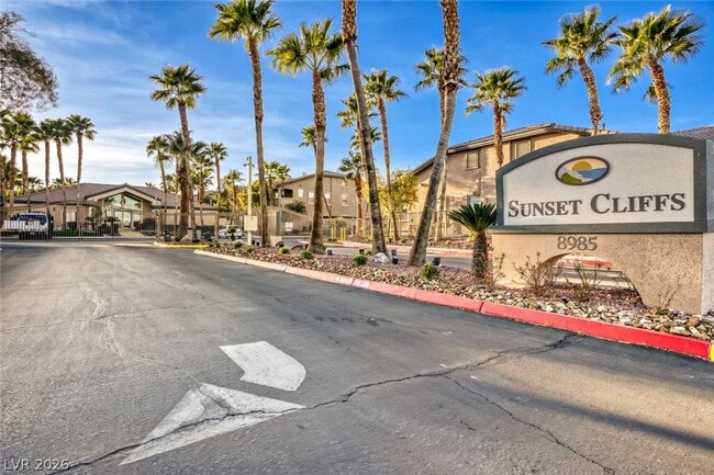 Photo - 8985 S Durango Dr Unidad 2043