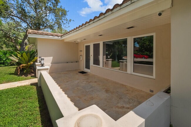 Photo - 2608 NE 12th St