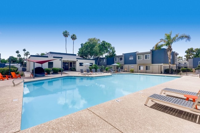 Scottsdale Gateway apartments — community photo