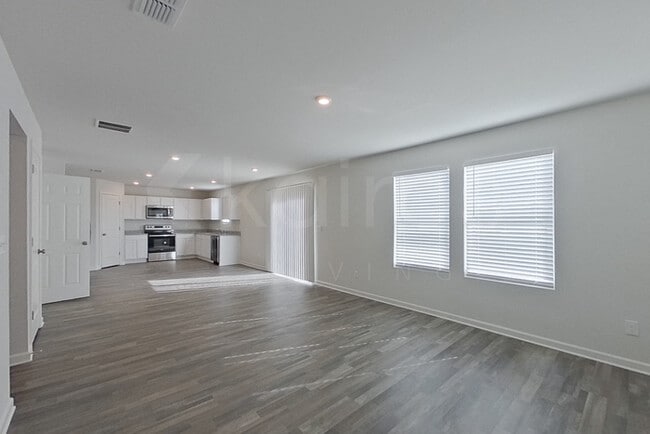 Photo - 195 Price Ml Trl