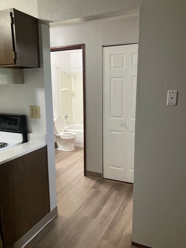 Photo - 406 17th St NW Unit Apt 4