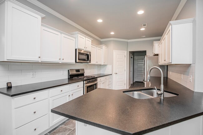 Photo - 3551 Butterfly Ave