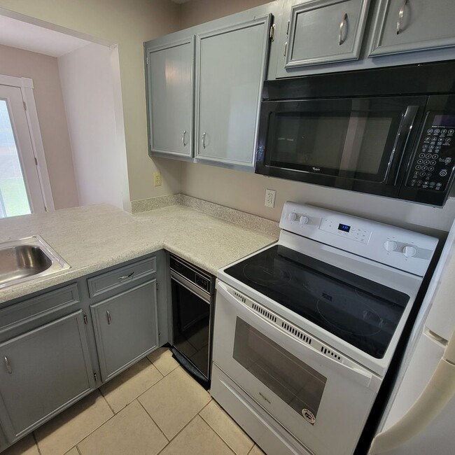 Photo - 63 Eastgate Cir