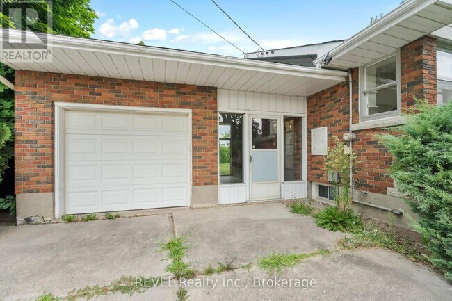 Photo - 1544 Four Mile Creek Rd