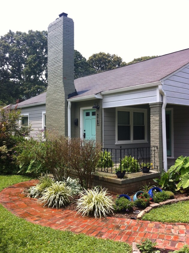 Photo - 2489 Semmes St (East Point, GA)
