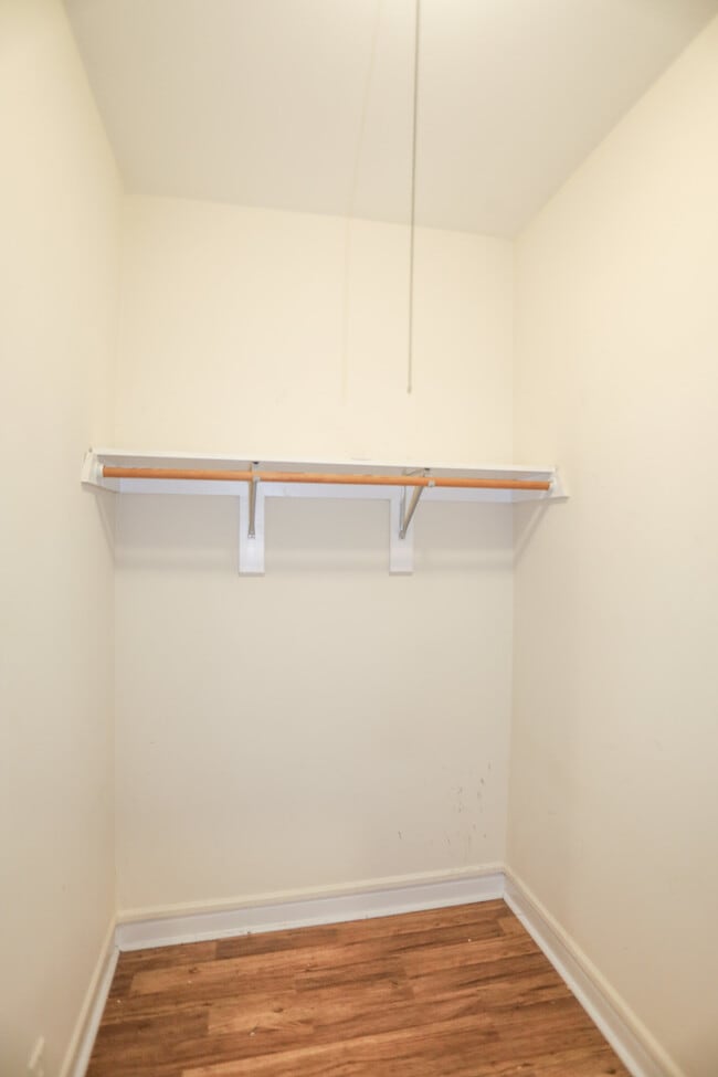 Photo - 6916 N Lakewood Ave Unit 412