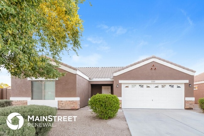 Building Photo - 13289 N Primrose St