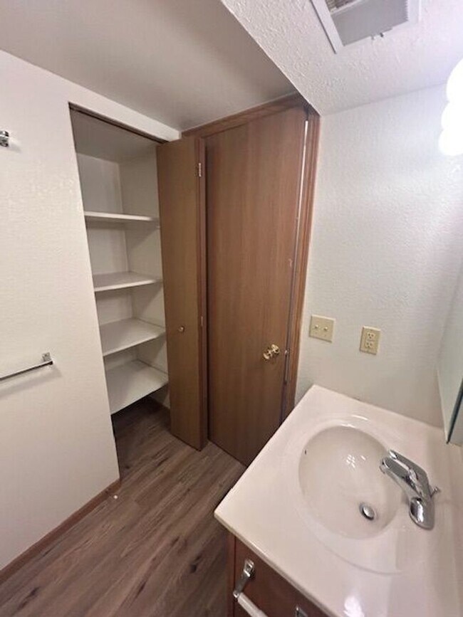 Photo - 2211 Spansail Dr Unit 21