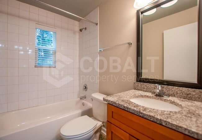 Photo - 271 Glen Iris Dr NE Unit 6A