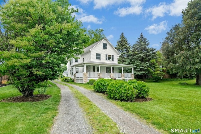 Photo - 290 Soundview Ave
