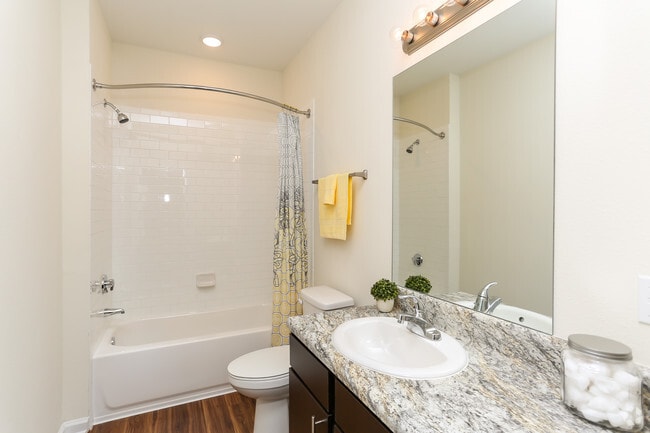 Baño principal - Duval Station Landing