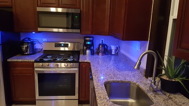 Photo - 2237 N 10th St