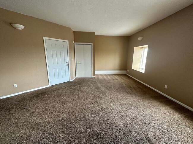 Photo - 634 E Michigan Ave Unit #B
