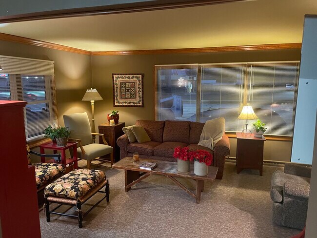 Photo - 304 N Rapids Rd Unit Apt #1A