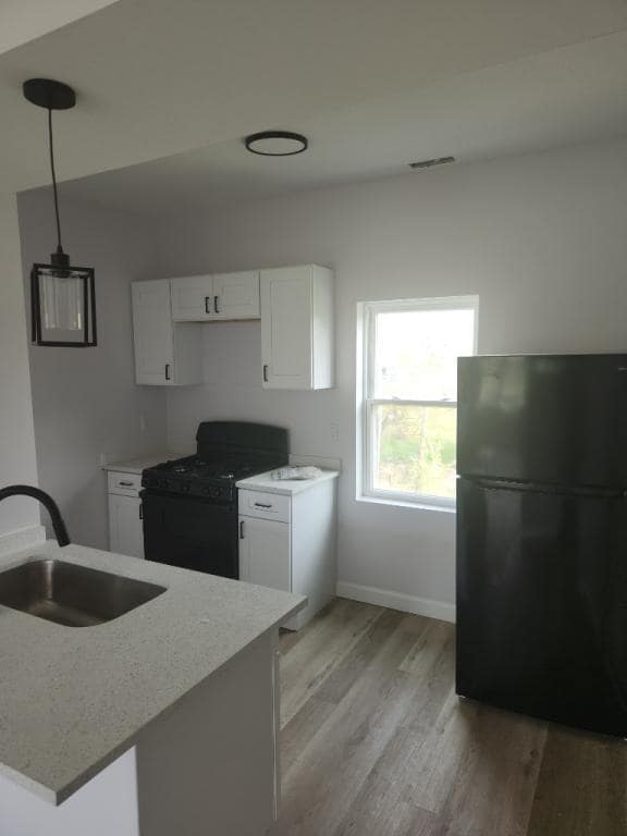 Photo - 630 E 8th Ave