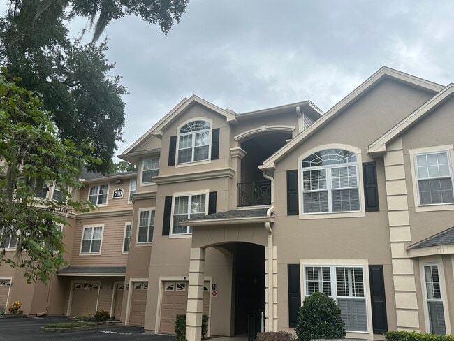 Building Photo - 13810 Sutton Park Dr N Unit 734 Rental