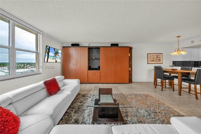 Photo - 2501 S Ocean Dr Unit 727(Available Nov 01)