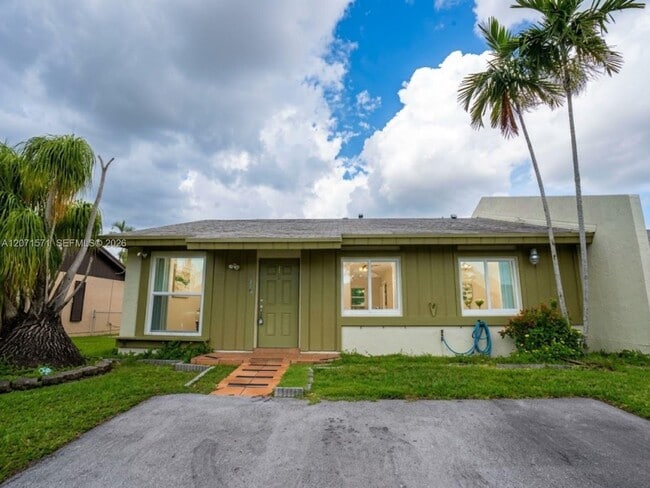 11942 SW 122nd Pl