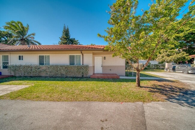 Photo - 14708 NE 7th Ave Unit 14711
